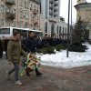 Покладання квітів до пам'ятника Бориса Грінченка